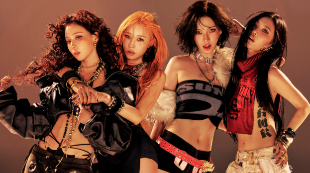 AboutMusicYT's tweet photo. BLACKPINK, aespa and Huntrix are the only kpop girl groups charting in the top 10 on MelOn chart right now. https://t.co/QPoc6GzUEO