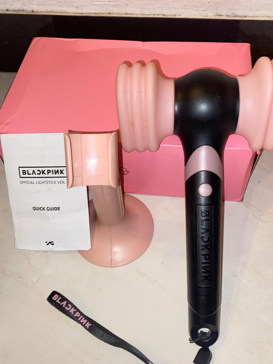 sylakser tweet media