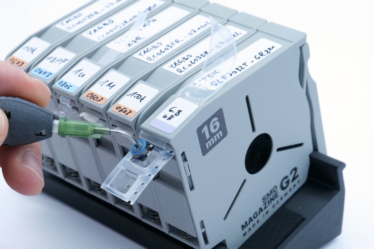 robin7331's tweet image. The next generation of SMD Component Magazines is here and I'm so thrilled! 🔥
Let me give you a quick tour 🧵