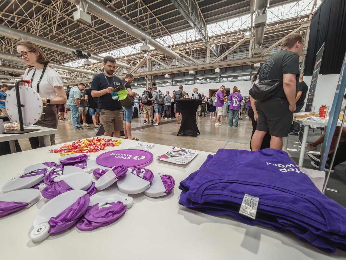 Mentoras Step4ward (@step4ward_es) on Twitter photo Queremos cerrar la semana dando GRACIAS a todas las personas que os acercastéis a nuestro stand de la #devbcn25 mostrando genuino interes en conocer un poco más sobre nosotras.
Gracias también a <a href="/dev_bcn/">DevBcn</a> por 4to año darnos acceso a un stand de #comunidad! Queremos cerrar la semana dando GRACIAS a todas las personas que os acercastéis a nuestro stand de la #devbcn25 mostrando genuino interes en conocer un poco más sobre nosotras.
Gracias también a <a href="/dev_bcn/">DevBcn</a> por 4to año darnos acceso a un stand de #comunidad!