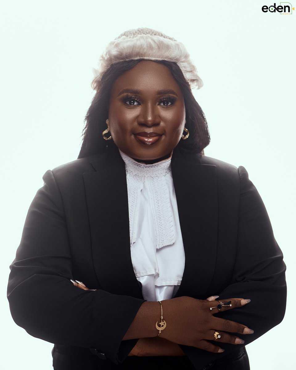 theDolapomade's tweet photo. With a heart full of Joy and gratitude, allow me to re-introduce myself:

I.O JAYEOLA ESQ, LLB(Hons) Ife(2:1), B.L (First Class).

The dream has finally become reality. I have now worn the wig, you can bring your briefs 🥰.

#calltobar2025 #lawyer https://t.co/hHq311abFd