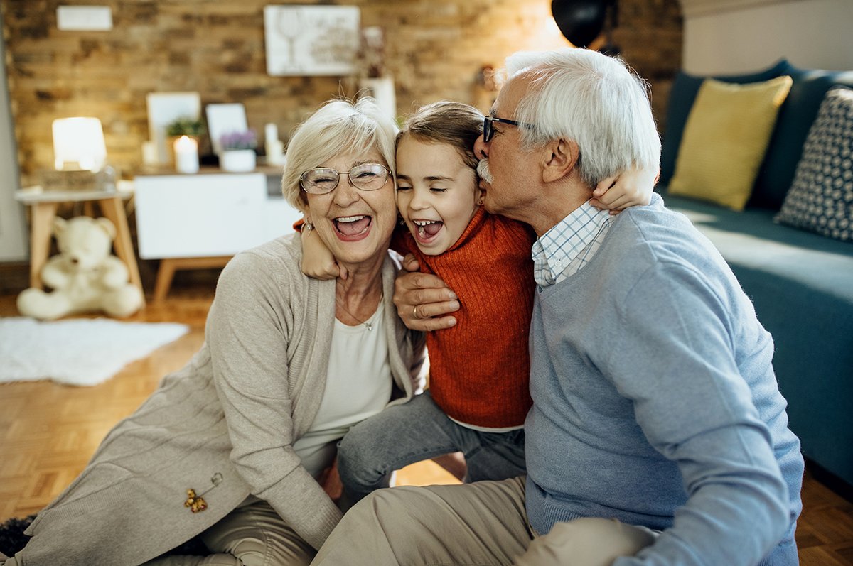 👵👴El #DíaDeLosAbuelos se acerca... ¿Ya sabes cómo celebrarlo?

Aquí van algunas #ideas:

💌Una carta escrita a mano
🍽️Su comida favorita
🎉Una #gymkana familiar
🧶Algo hecho por ti

Porque lo más valioso es un detalle con corazón❤️

Descubre más👉 bit.ly/4lmIpjc