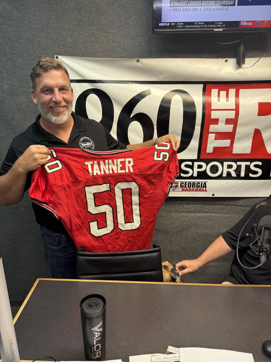 Russ Tanner says “Get your minds right!” We are only 5️⃣0️⃣ days until Georgia Football! #GoDawgs