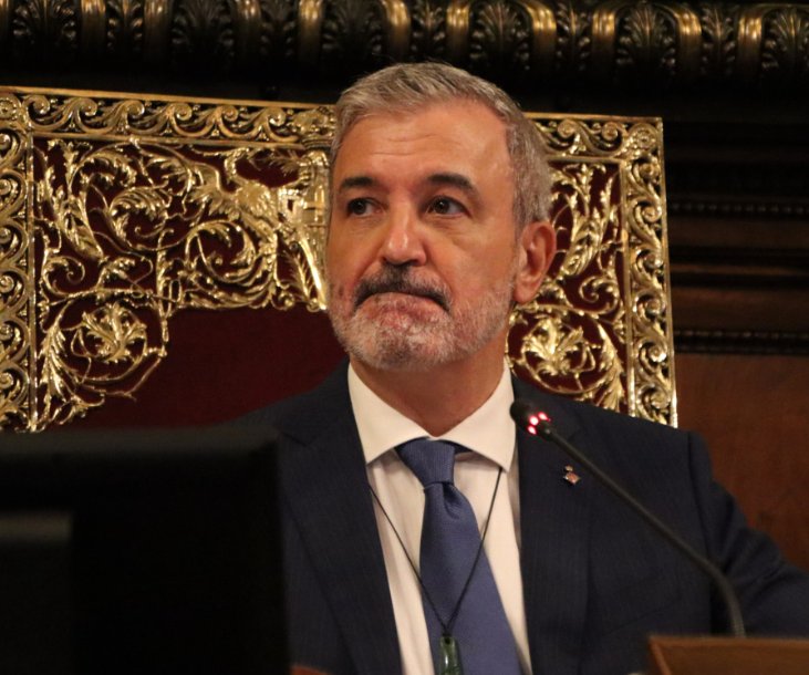 BCN1984 (@bebaripi) on Twitter photo La Cara de la Mediocritat Espanyola i Cortesana. La Cara de la Mediocritat Espanyola i Cortesana.
