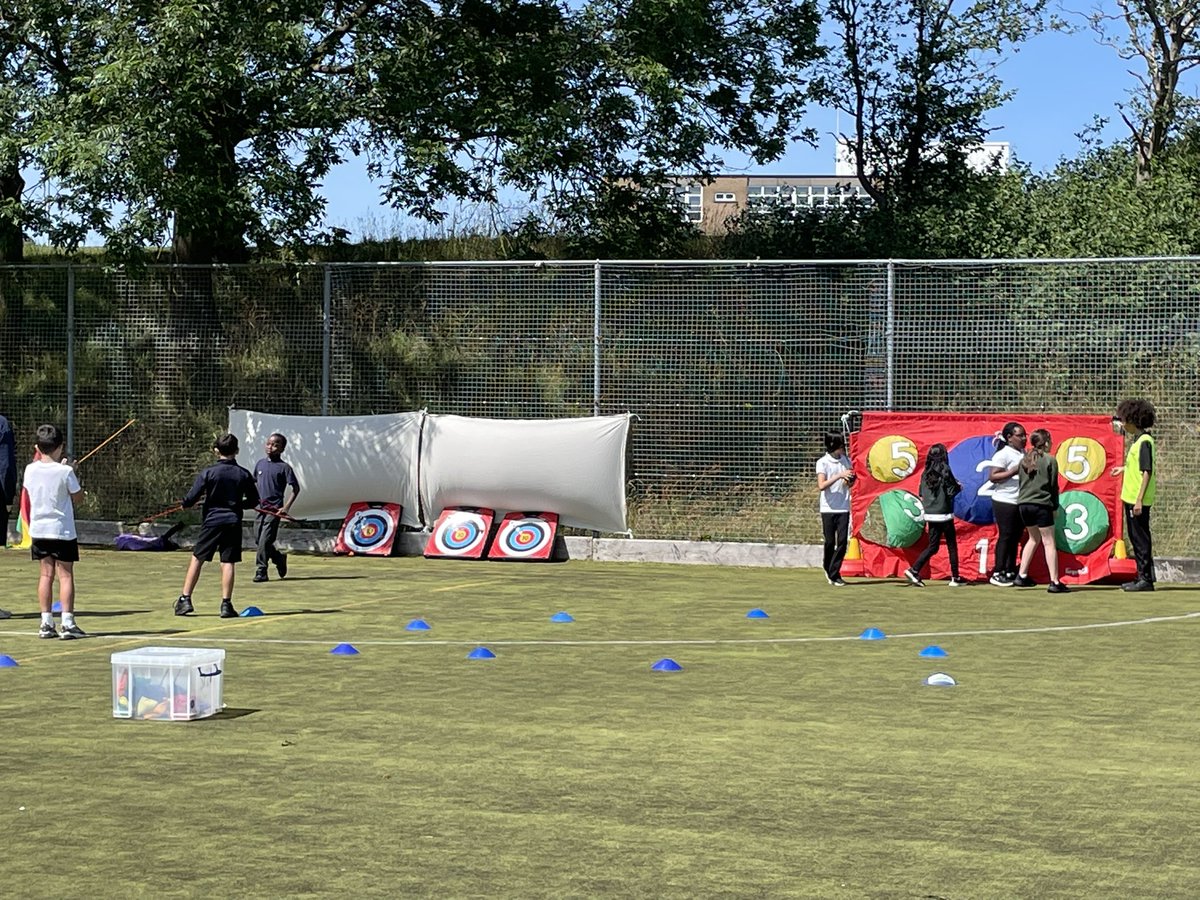 Had an amazing day on Tuesday with all of u4 from <a href="/HillsidePriSch/">Hillside Primary School</a> &amp; <a href="/NewsomeJuniors/">Newsome Junior Academy</a>. Children took part in archery, cricket, golf, fencing, Capture the flag, problem solving &amp; boules. Thanks to the fab leaders from y7&amp;8 <a href="/NewsomeAcademy/">Newsome Academy</a> who helped to run the event.