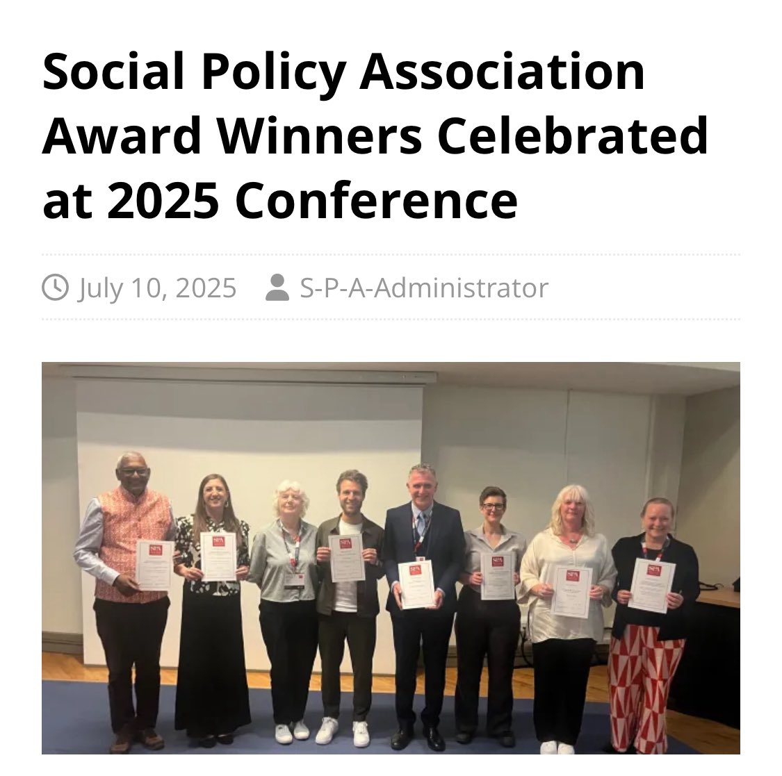DrFrancesRyan's tweet image. I’m touched to win the Public Understanding Award from the @SocialPolicyUK - given to the journalist facilitating public understanding of social policy.
As an ex-academic now in the murky waters of British media, I know ideas on poverty and inequality are more needed than ever.