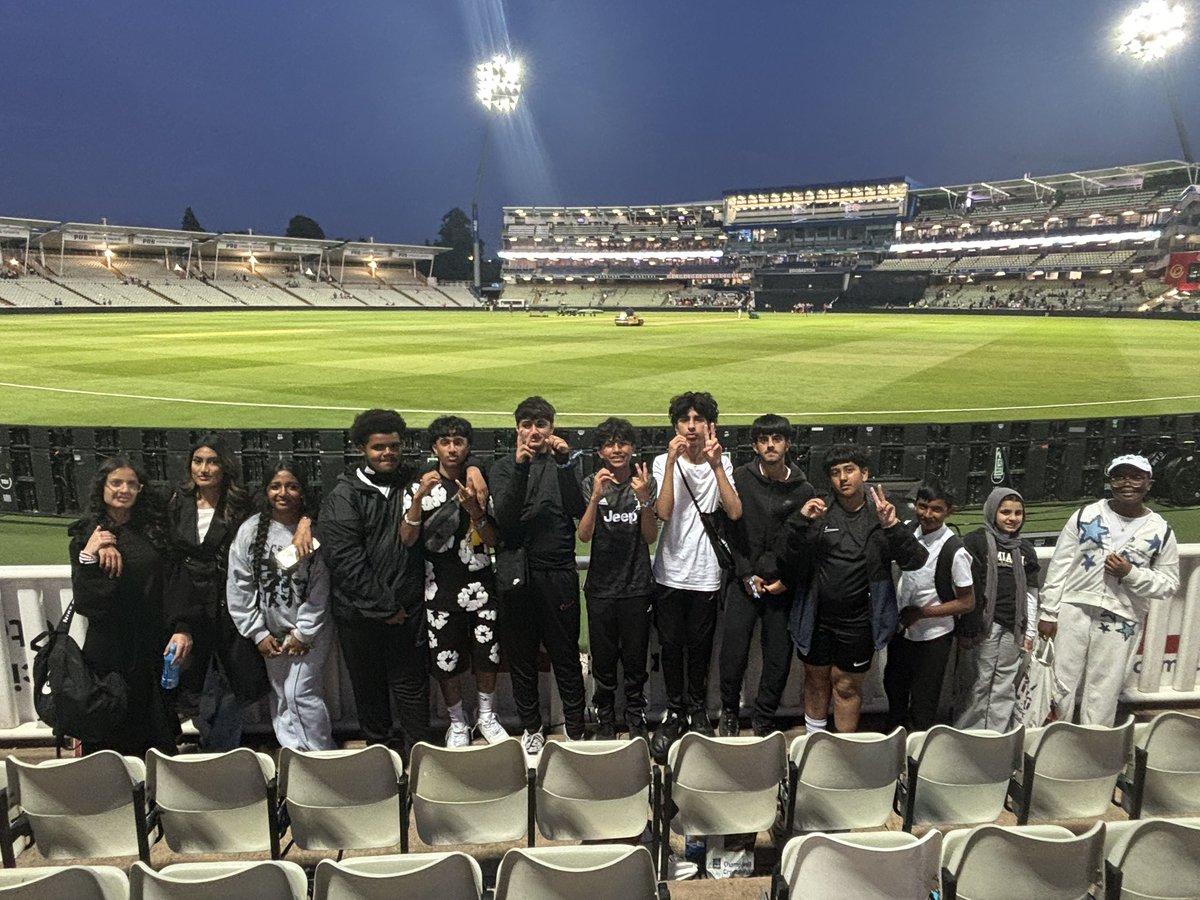 Holyhead PE tweet media