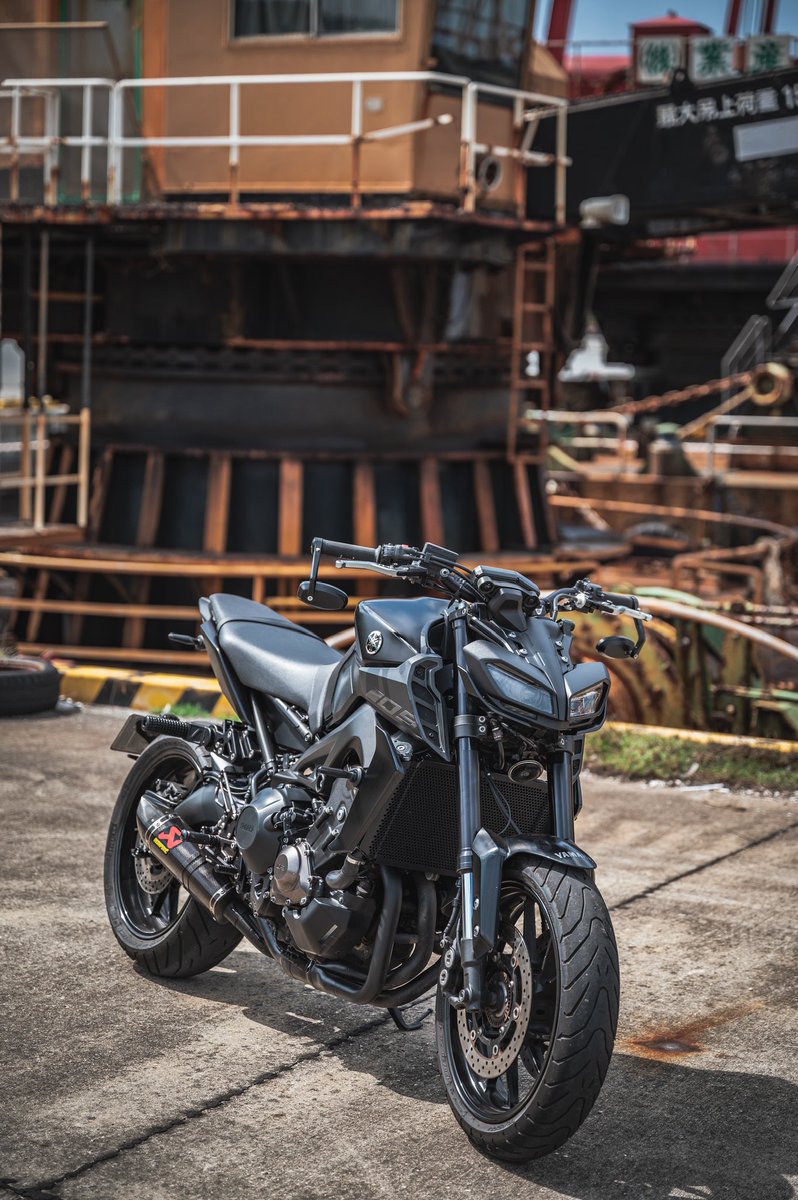 e_san_mt09's tweet image. #過去車でイキる 
#便乗

鬼トルクでじゃじゃ馬なのが楽しかった！

#YAMHA　#MT09