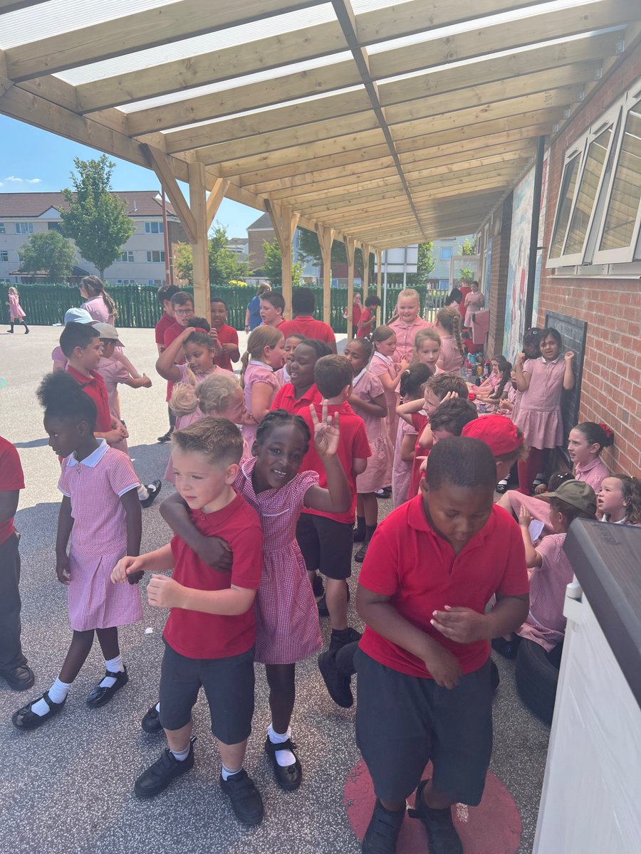 🧡St Gerard's Catholic Primary School🧡 (@stgerardsbham) on Twitter photo A lovely Friday lunchtime- taking it in turns to cool down in the air-conditioned library with Rocco and dancing in the shade at Friday Disco with Mrs B 🪩 #StGerCL <a href="/BhamDES/">Birmingham Diocesan Education Service</a> <a href="/BCPP__/">🧡Catholic Primary Partnership🧡</a> A lovely Friday lunchtime- taking it in turns to cool down in the air-conditioned library with Rocco and dancing in the shade at Friday Disco with Mrs B 🪩 #StGerCL <a href="/BhamDES/">Birmingham Diocesan Education Service</a> <a href="/BCPP__/">🧡Catholic Primary Partnership🧡</a>