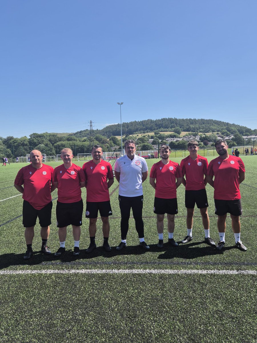 ASFCcommunity's tweet image. ❤️🤍 Our staff team ready to play in our corporate tournament this afternoon!
Good luck ⚽️