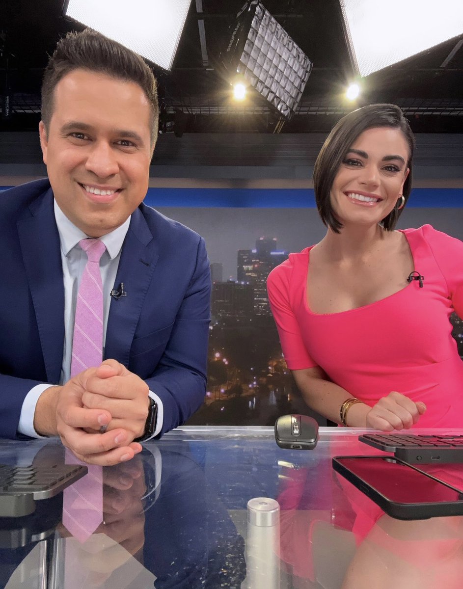 CamillaR_TV's tweet photo. We’re back on this Friday! Filling in on #TodayinLA this morning☀️ with Jonathan Gonzalez. @NBCLA 

Stream with us here👇🏼
https://t.co/wqCQiK0LiC https://t.co/GdDthPi0ij