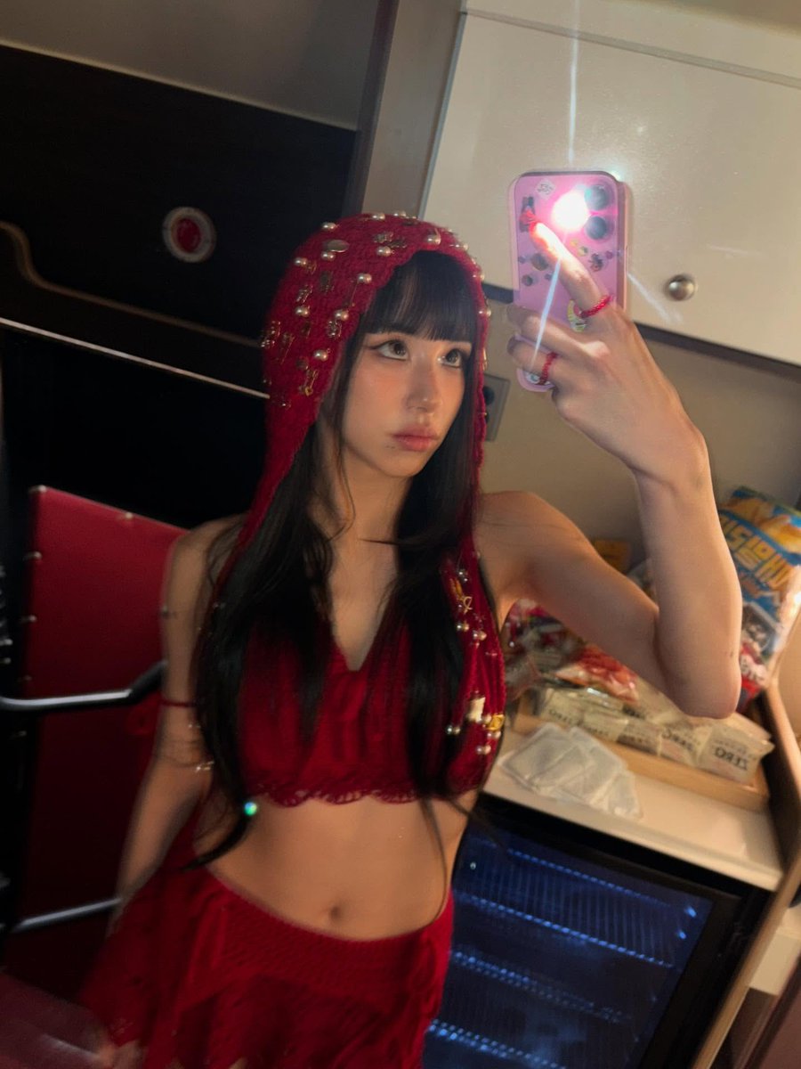 SCYDAILY's tweet photo. SON CHAEYOUNG https://t.co/lUe88xHQ18