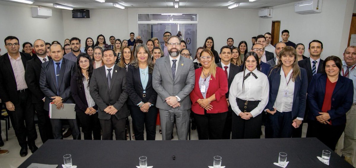 ➡️La Contraloría General de la República, a través de la Dirección General de Gestión del Conocimiento y Formación Académica, desarrolló por tres días una capacitación en “Sistema de Control Interno” dirigido a funcionarios del @mjusticiapy , con la participación de 51