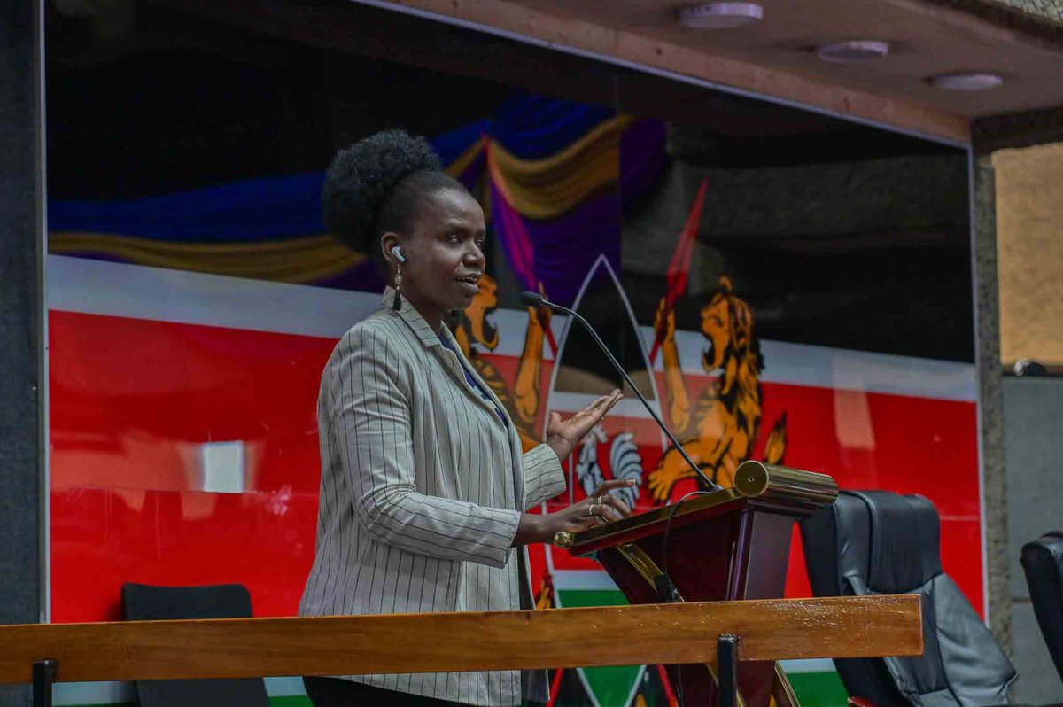 CrystalAsige's tweet image. Every time a young person says no to tribalism, no to bribes, and no to shortcuts — they are already leading. The fight starts with daily choices.
Leadership by example has been, and will always be, the most powerful fight against corruption. Because when the tone is set — it…