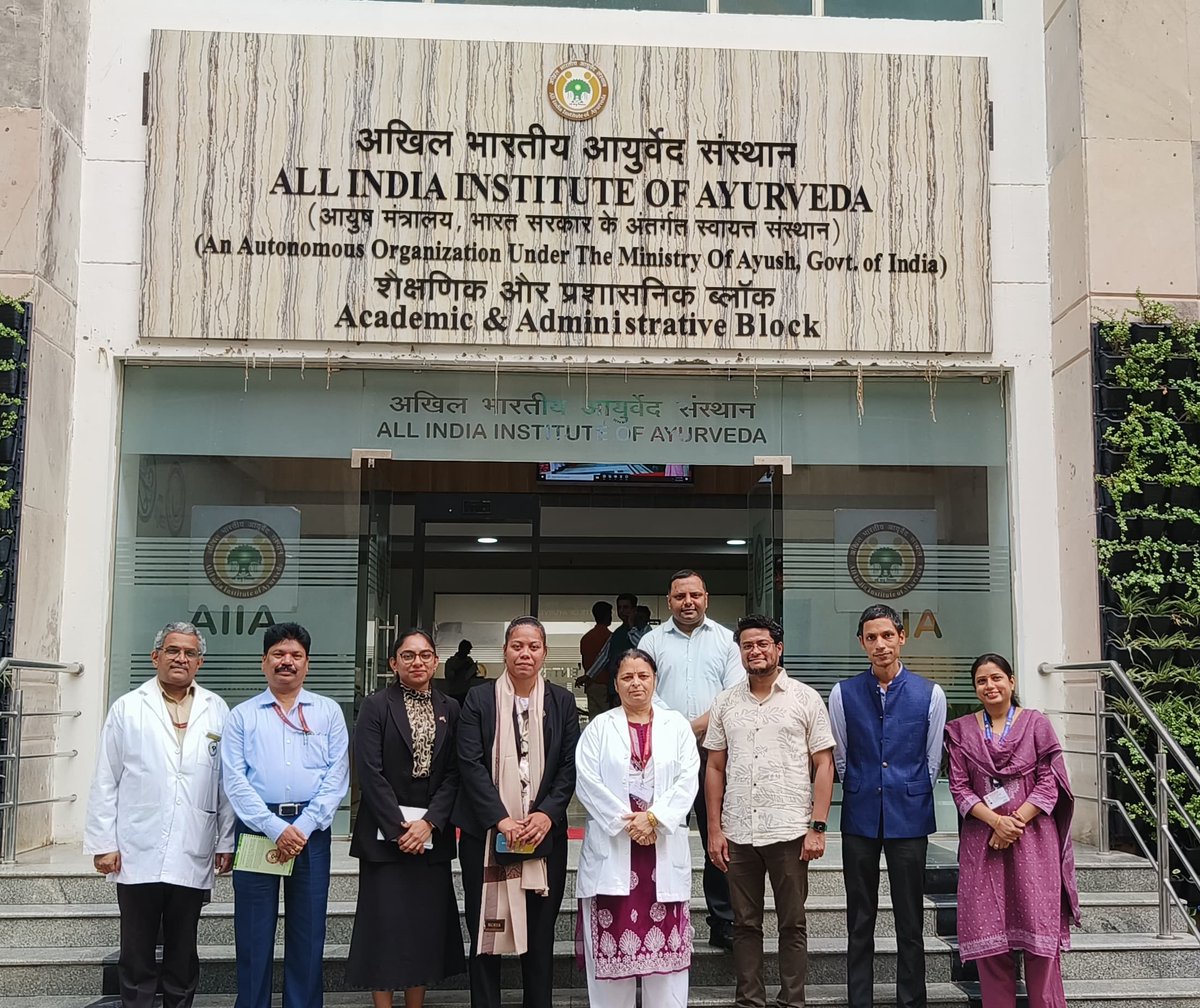 AIIA_NDelhi's tweet image. AIIA hosted Ms. Marquita Detenamo, Secretary, Public Health and Ms. Pooja R, Management, Consultant to the Minister from Nauru, accompanied by Mr. Abhishek Bahuguna from the Ministry of External Affairs (MEA), Oceania Division, Govt. of India. 1/3