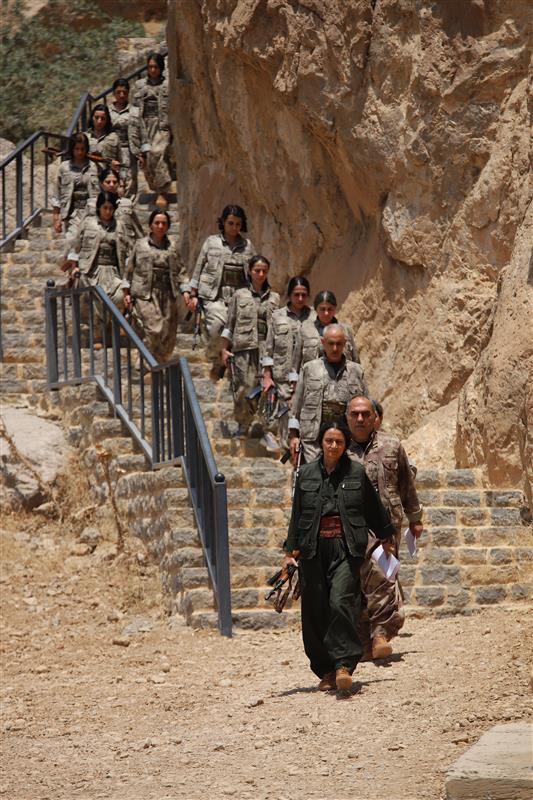 RiseUp4Rojava tweet media