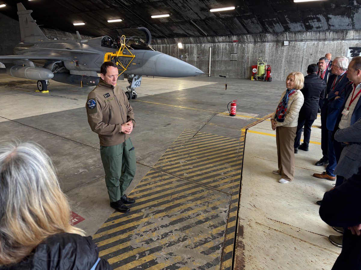 natopapress's tweet image. In the High North, #NATOPA concluded its visit to 🇩🇰, 🇫🇴 & 🇮🇸, assessing #NATO’s strategic priorities amid rising Arctic competition & undersea threats.
The delegation learnt about 🇩🇰’s increasing defence spending & support for Ukraine, 🇫🇴’ growing role in regional security, &…