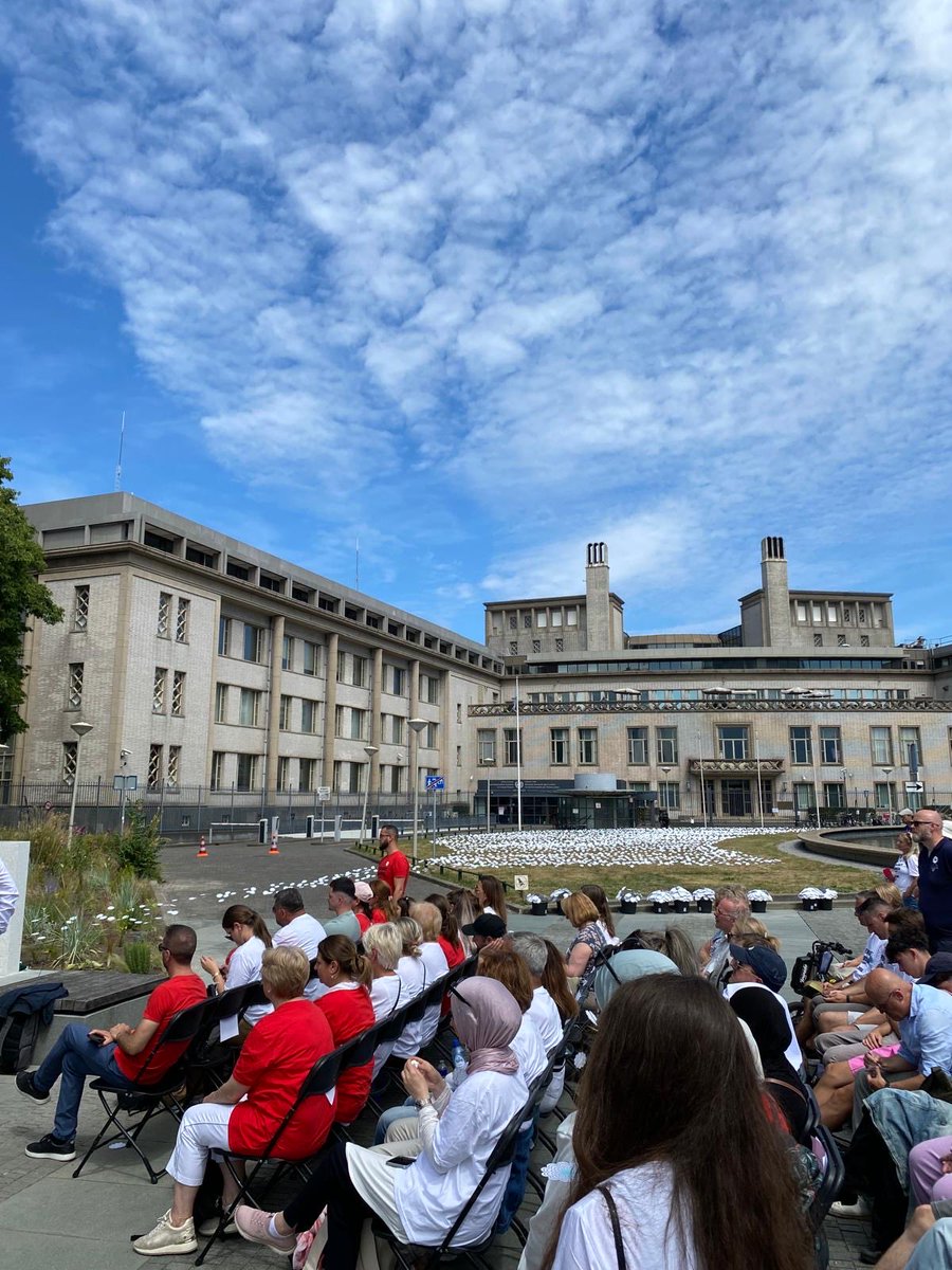 ahms2's tweet image. Today, we had honor to inaugurate together with Mayor of The Hague and representatives of 🇳🇱 MFA and MOD a Srebrenica genocide provisional monument in the The Hague. A symbolic but very powerful gesture while waiting for the permanent one.
Srebrenica genocide - Never forget