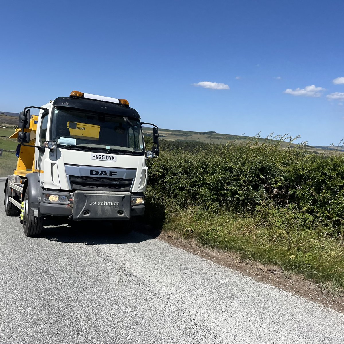 Simon Warren tweet media