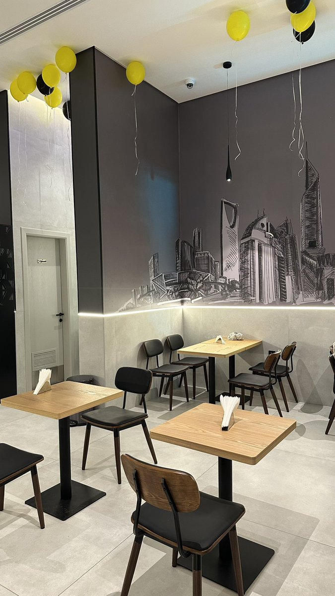 اقوى مطعم تاكوس فرنسي صار في الرياض

تم افتتاح مطعم شماس تاكوس 🇫🇷

عنده اكثر من 100 فرع حول العالم 
وهذا فرعه الاول في الشرق الاوسط في الرياض

 📍العليا - مقابل  فندق نارسيس
⏰ دوام من 4 مساء حتى 1 مساء 

ساندوتشات تاكوس مختلفة 
ومميزة في باللحم و سمك و  الدجاج 
توصيه لكم لحم 😍