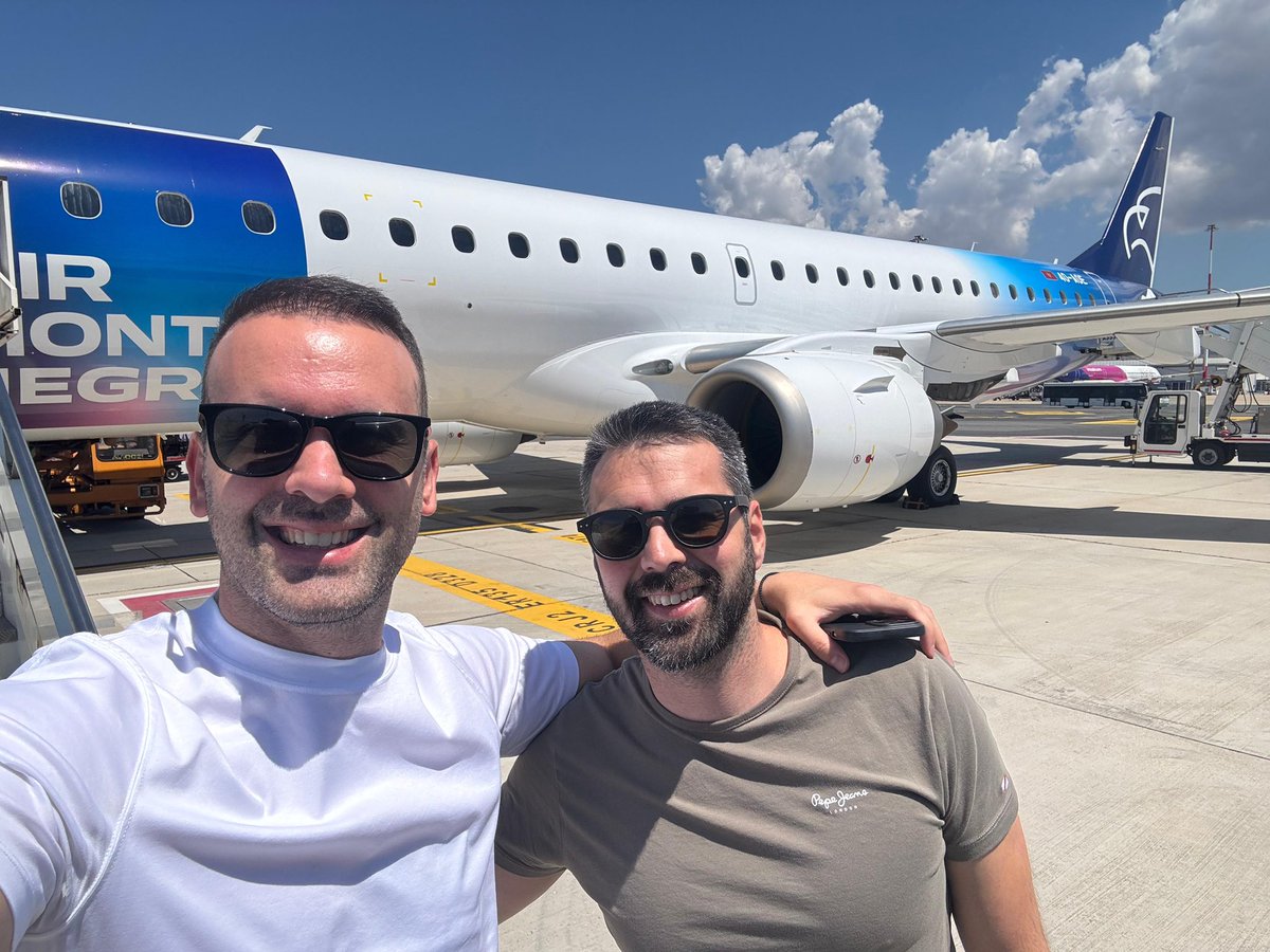 Siguran let iz Rima novim avionom 40-AOE! 
Air Montenegro 🇲🇪