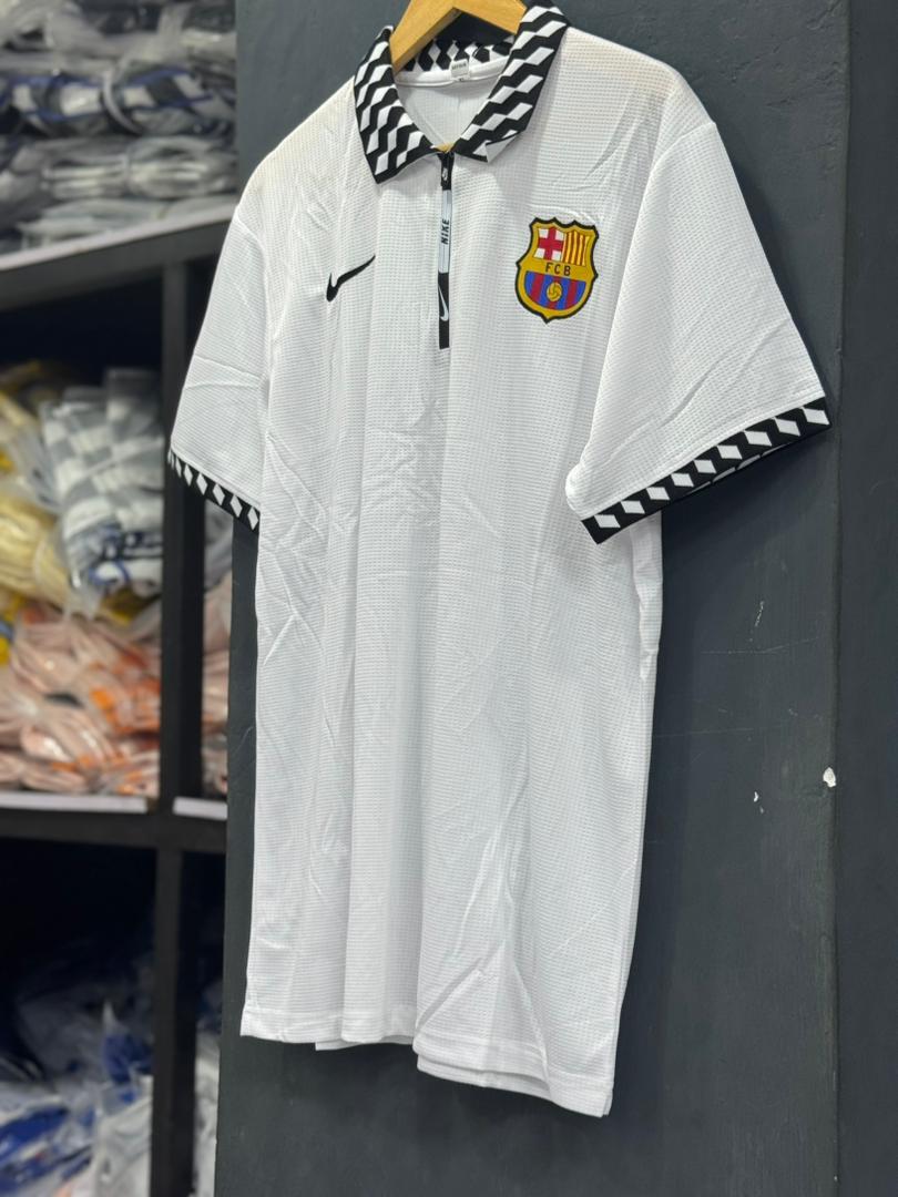 Haywhy18's tweet image. itβs about to be π₯fresh jerseys, top quality, great prices, and smooth delivery!
Whether you're repping your club, your country, or just looking to stay fly I got you covered.
Letβs gear up for another exciting season together!