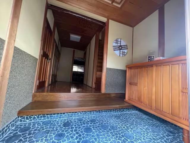 sunbuer321's tweet photo. 3月に９０万円買った戸建平成築、費用50万円、リフォーム35万円、建物165平米、土地160平米、駐車場なし、家賃6万円です、岐阜県の田舎だけど、8月満室🈵になります。仲介業者さんありがとうございます。 https://t.co/NiZFQEAgvw
