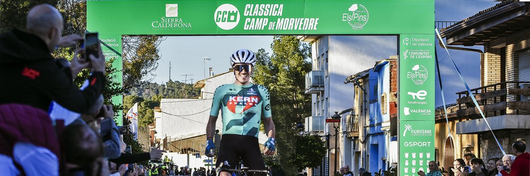 Clàssica Camp de Morvedre (@ccmestivella) on Twitter photo 2025, lo que bien empieza, bien acaba.
Saludos a Urko, nuestro primer CCMer de esta nueva etapa de la <a href="/ccmestivella/">Clàssica Camp de Morvedre</a>
#TourRTVE11J 2025, lo que bien empieza, bien acaba.
Saludos a Urko, nuestro primer CCMer de esta nueva etapa de la <a href="/ccmestivella/">Clàssica Camp de Morvedre</a>
#TourRTVE11J