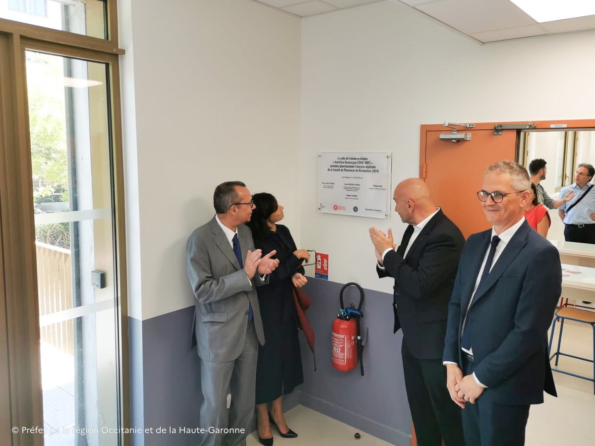 Préfet d'Occitanie et de la Haute-Garonne (@prefetoccitanie) on Twitter photo #Enseignement |⚕️ Inauguration des bâtiments rénovés du campus de la Faculté de pharmacie de l’<a href="/umontpellier/">Université de Montpellier</a>, par Pierre-André Durand, <a href="/PrefetOccitanie/">Préfet d'Occitanie et de la Haute-Garonne</a>.
🏗️Dans le cadre de l' "Opération Campus" de Montpellier, ce sont 3 bâtiments (A, B et I) de la <a href="/FacPharma_Mtp/">Faculté de Pharmacie de Montpellier</a> qui ont #Enseignement |⚕️ Inauguration des bâtiments rénovés du campus de la Faculté de pharmacie de l’<a href="/umontpellier/">Université de Montpellier</a>, par Pierre-André Durand, <a href="/PrefetOccitanie/">Préfet d'Occitanie et de la Haute-Garonne</a>.
🏗️Dans le cadre de l' "Opération Campus" de Montpellier, ce sont 3 bâtiments (A, B et I) de la <a href="/FacPharma_Mtp/">Faculté de Pharmacie de Montpellier</a> qui ont