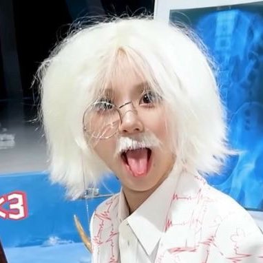 abtchae's tweet photo. 2021                                            2025 https://t.co/JM4lWpJVWw
