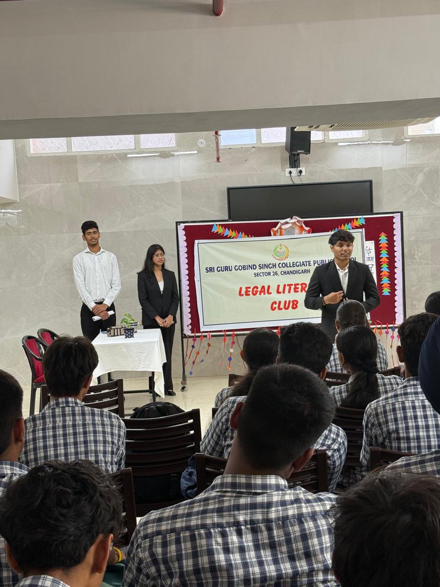 SGGSNSS1CHD's tweet photo. @sggscps @SGGSNSS2Chd @NssChandigarh @_NSSIndia @ChandigarhNss 

11 July, 2025

Sri Guru Gobind Singh Collegiate Public School celebrated World Population Day by conducting a session on Legal Literacy. https://t.co/FG6YzEA15l