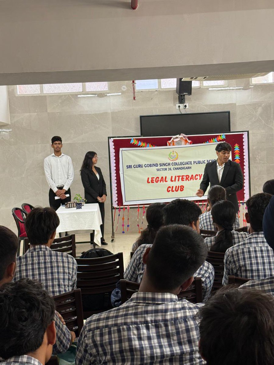 SGGSNSS1CHD's tweet photo. @sggscps @SGGSNSS2Chd @NssChandigarh @_NSSIndia @ChandigarhNss 

11 July, 2025

Sri Guru Gobind Singh Collegiate Public School celebrated World Population Day by conducting a session on Legal Literacy. https://t.co/FG6YzEA15l