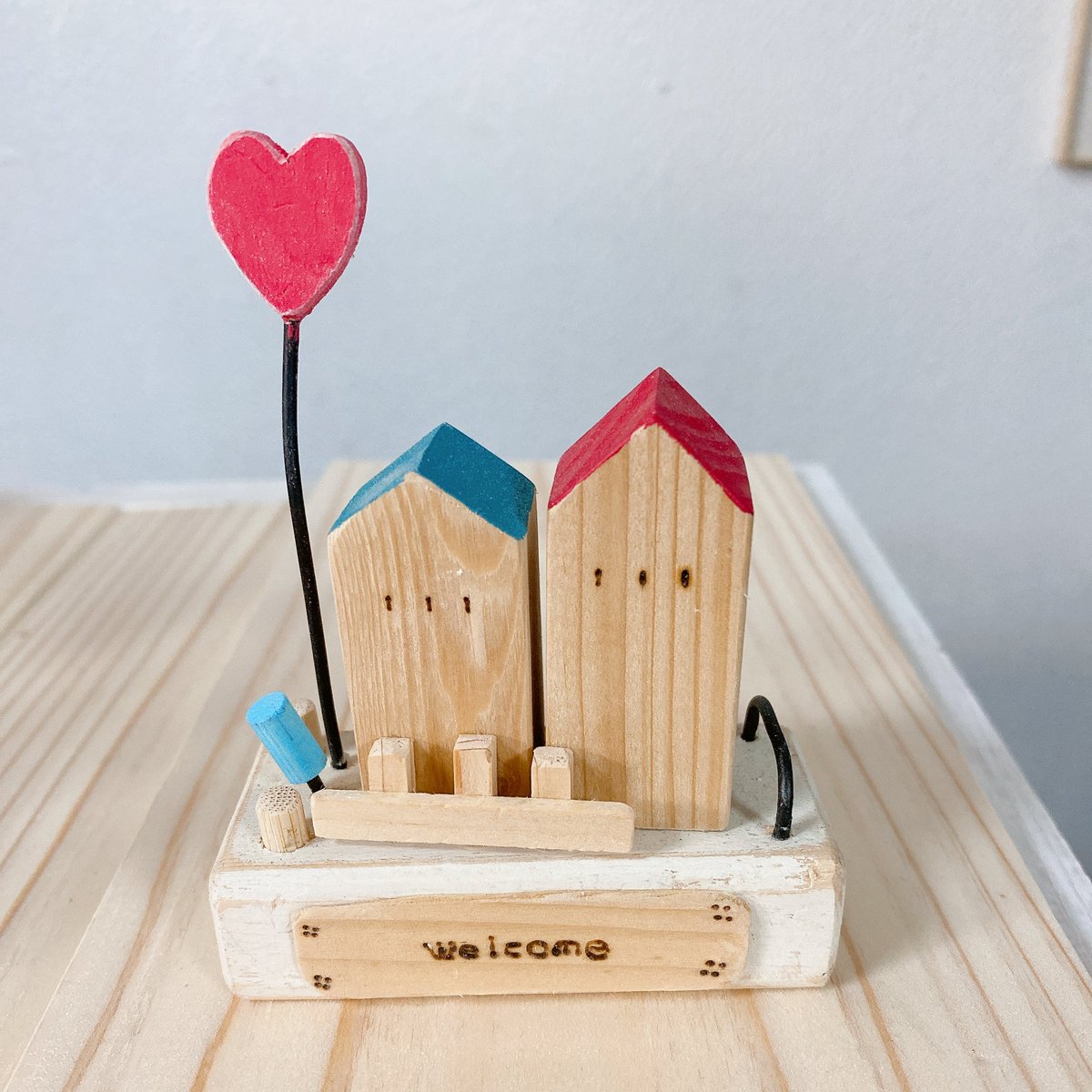 basilthym_NFT's tweet image. おはバジ🥰🍅

今日は病院への付き添いをした後
夜から釣りに行く人とその近くでショッピング組と分かれて行動します🎣👛
もちろん私は美味しい物食べる組です😋

では、良い一日を✨

今日も可愛くディスプレイ🩷🩵
#瀬戸内ハンドメイドマルシェ2025