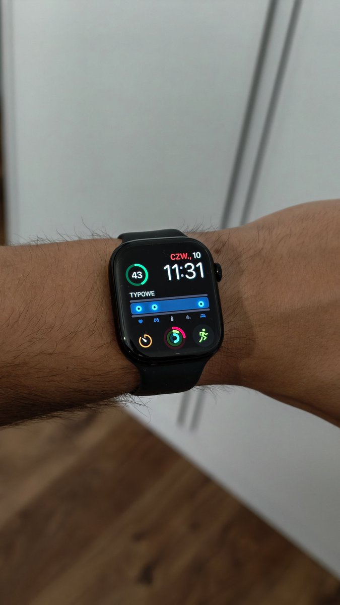 Porzuc_'s tweet image. Który wybierasz? #Apple #AppleWatch10 czy #AppleWatchUltra2 ?