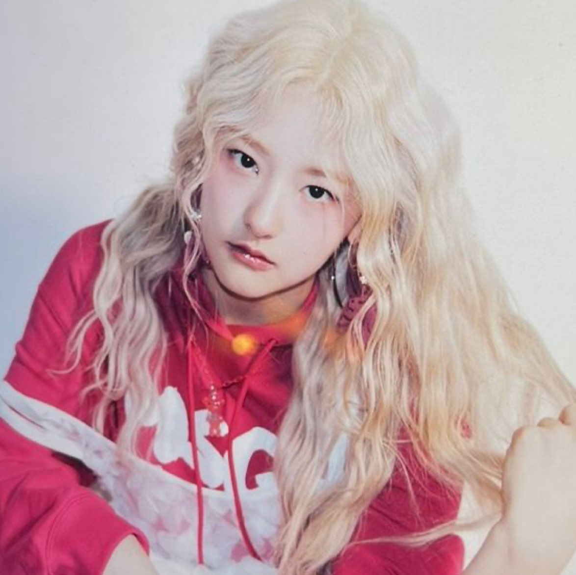 hellokiof's tweet photo. oh i just love when kiof embraces their natural hair colors https://t.co/L5g81tPU0w