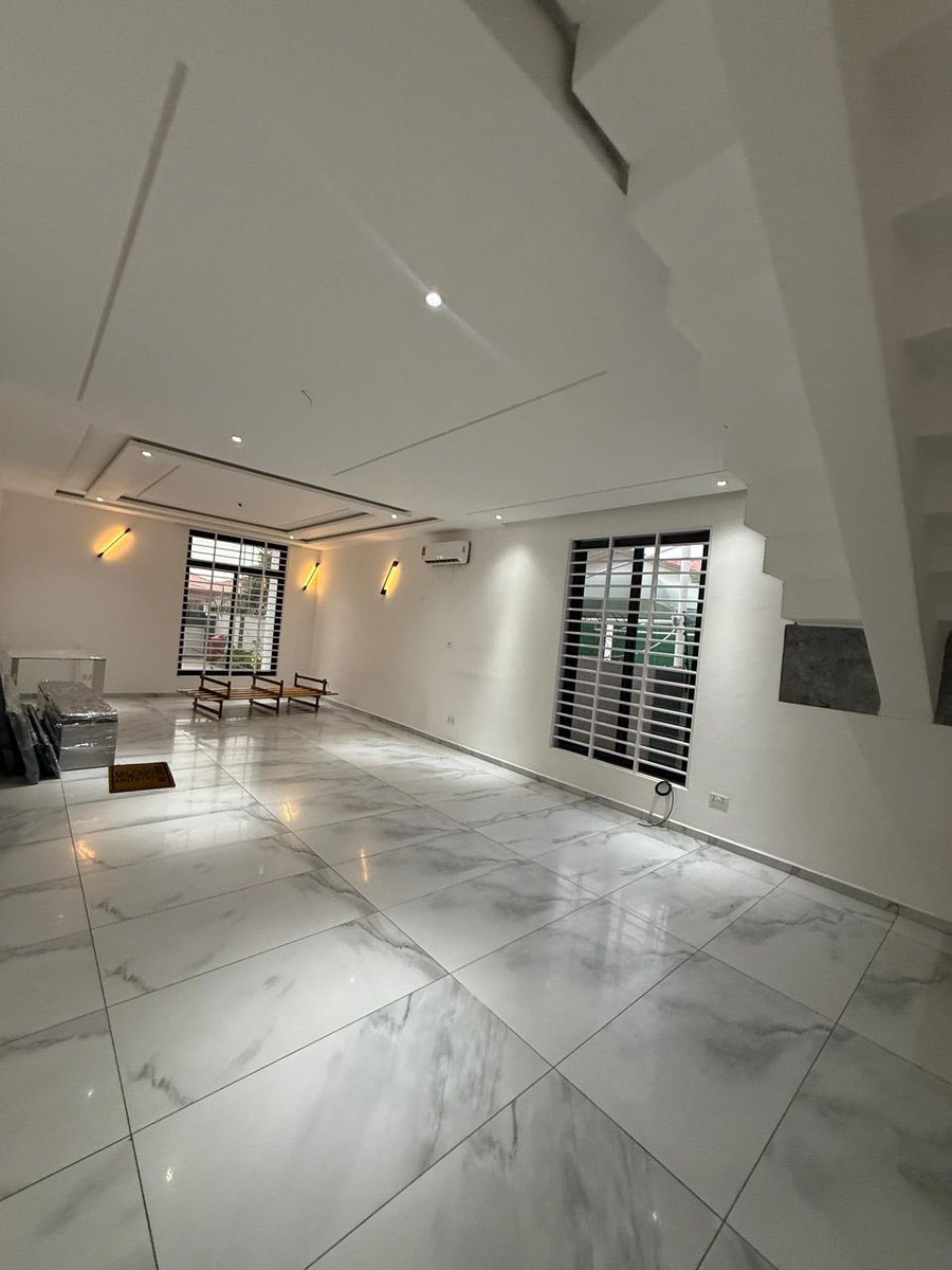 KumahProperties's tweet photo. Check out this 4-bedroom house with a boys’ quarters available for rent at Adjiriganor. just minutes from East Legon and top amenities.

Rent is only $1,500 a month.

Interested? 📞0557285701

EWURAMA TAKES OVER Hawa Koomson Ablekuma North Mohammed Kudus King Paluta Ayawaso https://t.co/1pah6Dq6nw