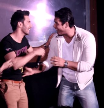 TheRealSidX's tweet image. Throwback to the #HSKD days

#SidharthShukla
11 YRS OF SID AS ANGAD