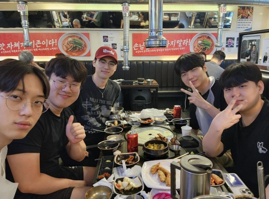 dangssa_12's tweet photo. 플레타 인스스 23듀챌
#drx #clear #sponge #starlit #pleata #piero https://t.co/UtioR8WD9z