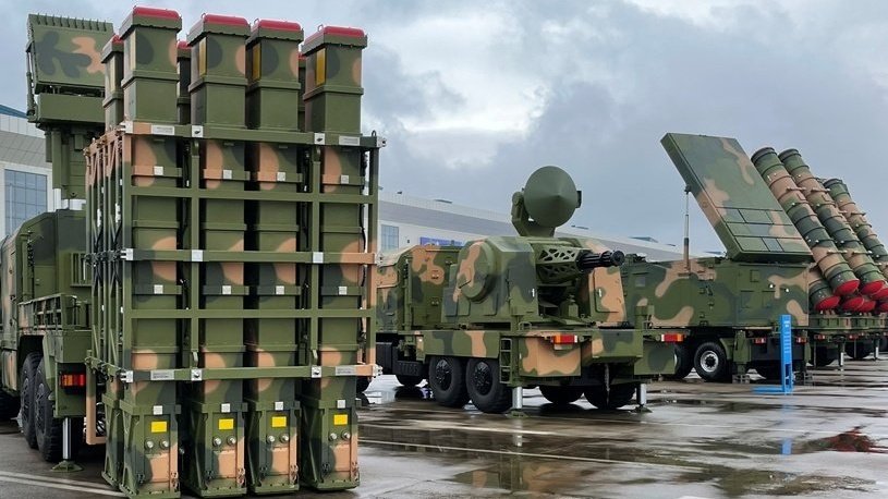 Egypt deploys Chinese HQ‑9B long‑range air-defense system.