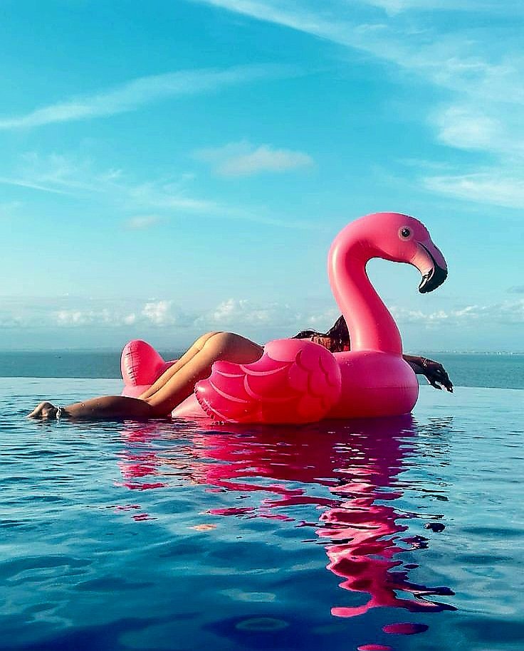 Summertime drift 🩷🩵🌊
Beautiful afternoon everyone 🌬🌞