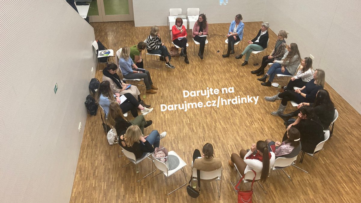 Podpořte ženy, které mění svět kolem sebe, veřejně se angažují a často místo uznání čelí nenávisti. Podpořte vytváření bezpečnějšího prostoru, vzdělávání a propojování těch, které se nebojí být slyšet. Pomozte nám posilovat ženské hlasy.  👉darujme.cz/hrdinky