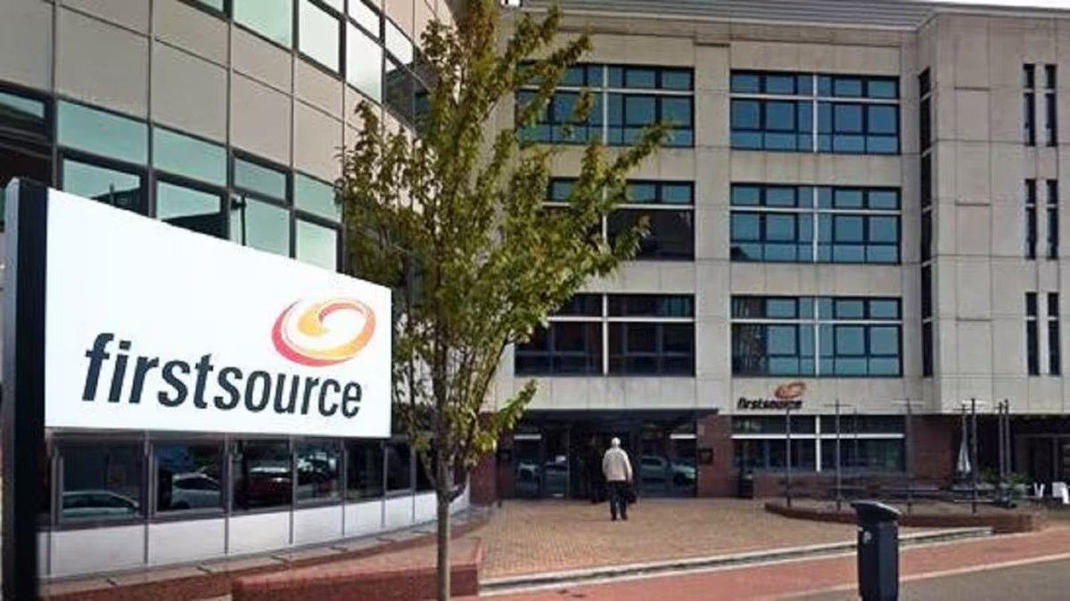 5 Firstsource Solutions The UnBPO strategy On track for 10th straight quarter of YoY revenue growth Estimated revenue growth of 24 YoY in Q1 FY26, profit up 32 Pivoting from traditional BPO to tech led, AI driven services https t 5 Firstsource Solutions The UnBPO strategy On track for 10th straight quarter of YoY revenue growth Estimated rev...