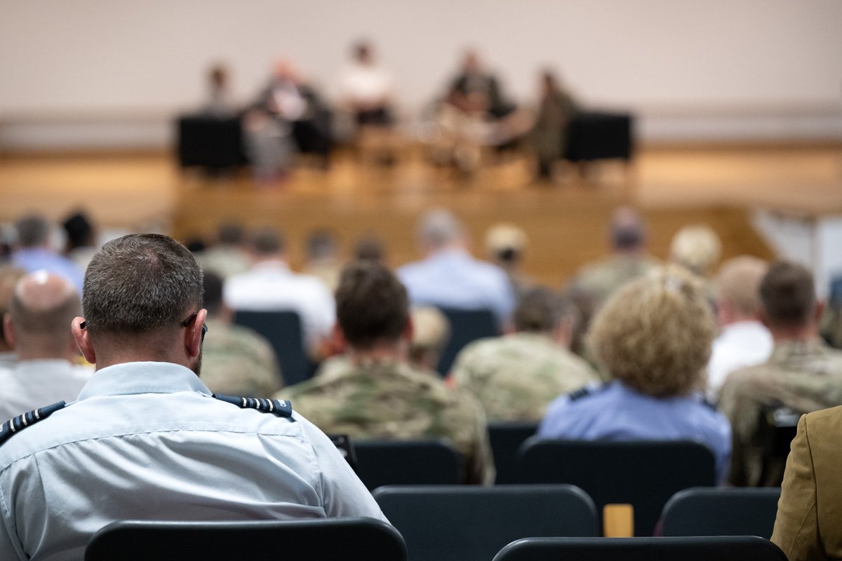 DefAcUK's tweet image. Tackling real-world defence challenges with innovation and AI.
ACSC members presented cutting-edge research at the Defence Academy’s Integrated Warfare Research Symposium—exploring deterrence, leadership, mobilisation and more...
🔗 Full story: ow.ly/K56050Wnwl0