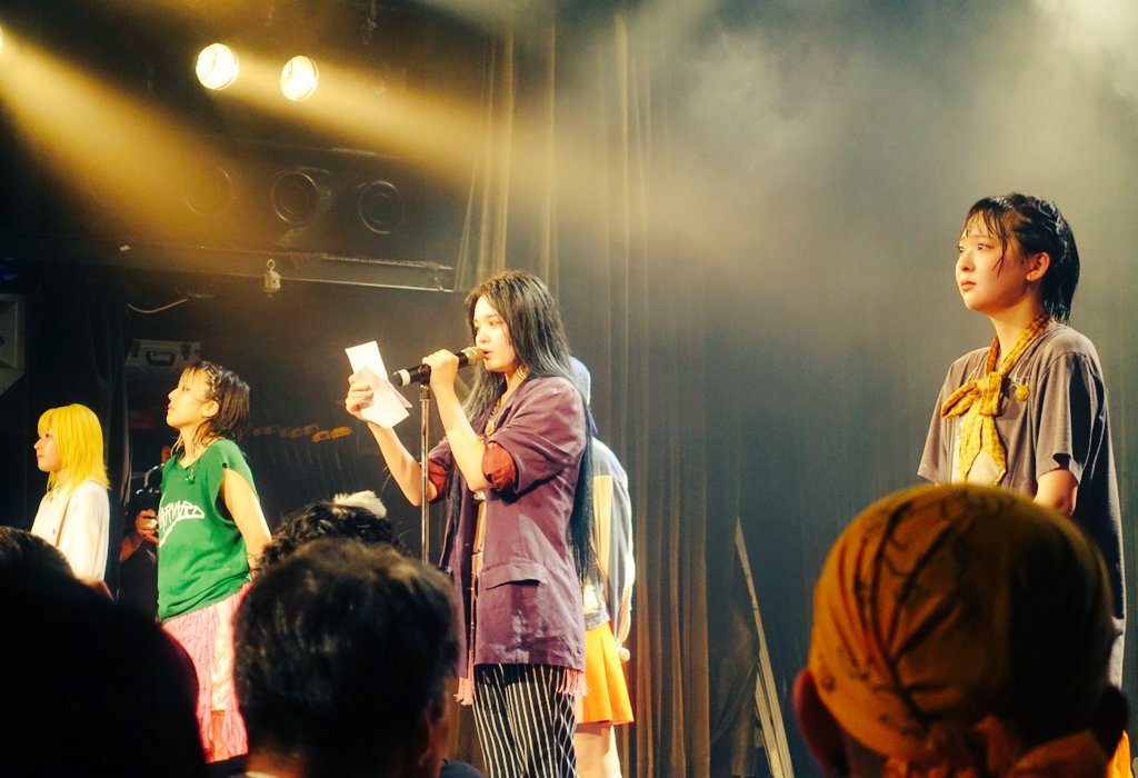 yokosuka22's tweet image. プー・ルイさん脱退後も5人で活動続行を決断したメンバーを代表してSHELLMEさんより決意表明。
　　
#PIGGS渋谷 #PIGGS浴衣 #BBS5 #BOOBOOSTAR