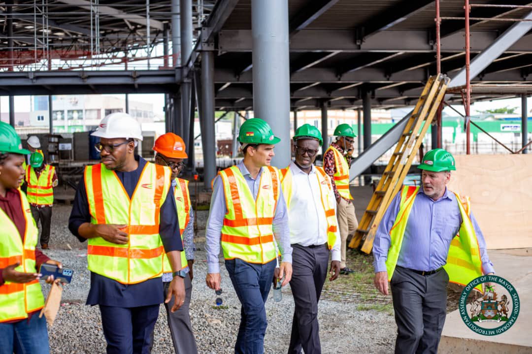 FFFaidoo's tweet photo. 2/
The visit aimed to assess progress and discuss partnerships to boost infrastructure &amp; local economic growth. The Mayor emphasized the project’s role in job creation, trade, and sustainable development, aligning with STMA’s vision for a modern and resilient city.

#WorkingMayor https://t.co/RYB2i1WuFQ