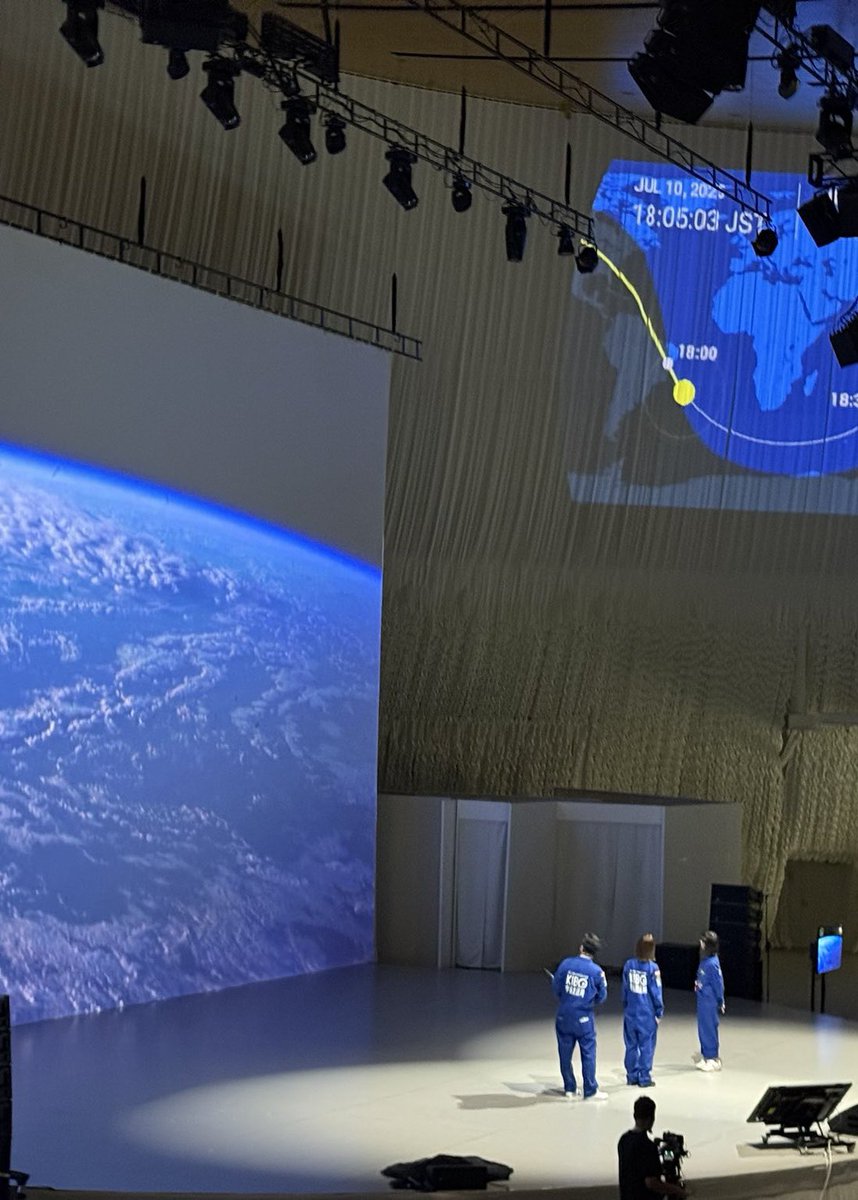 pop_step_asahi's tweet image. KIBO SPACE LIVE in EXPO2025🌏
宇宙にいるISSと生中継🧑🏼🚀
地球一周を90分で移動しているISS!
ISSにいる大西さんとお話ししたり、今の地球の映像を見たり✨
とても貴重な経験をさせていただきました!
youtube.com/live/ra0anr8LQ…