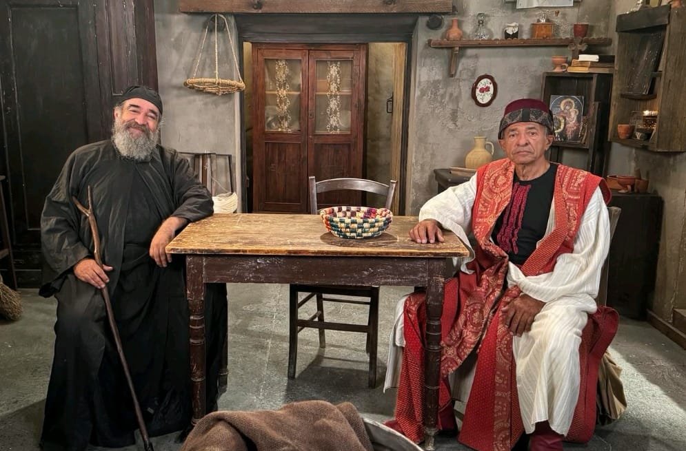 DemetrisTokaris's tweet image. Τρικυμία γυρισματα σήμερα. Παπάς με Χότζα. Κυπρος 1886.