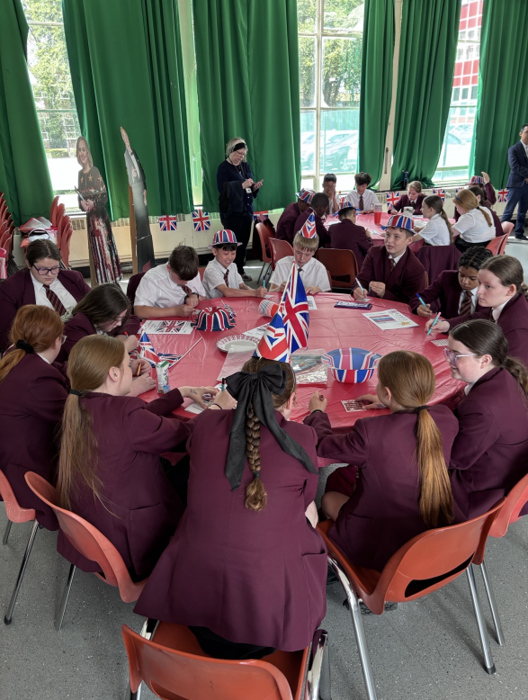 BroadoakSch's tweet photo. A big thank you to Mrs Lord and the team for a wonderful British Values Street Party this week! ๐๐ง ๐ A fantastic celebration of British values, filled with creativity, community, and positivity. #ThankYou #SchoolValues #StreetParty #HouseWeek https://t.co/dbldlJ7FGV