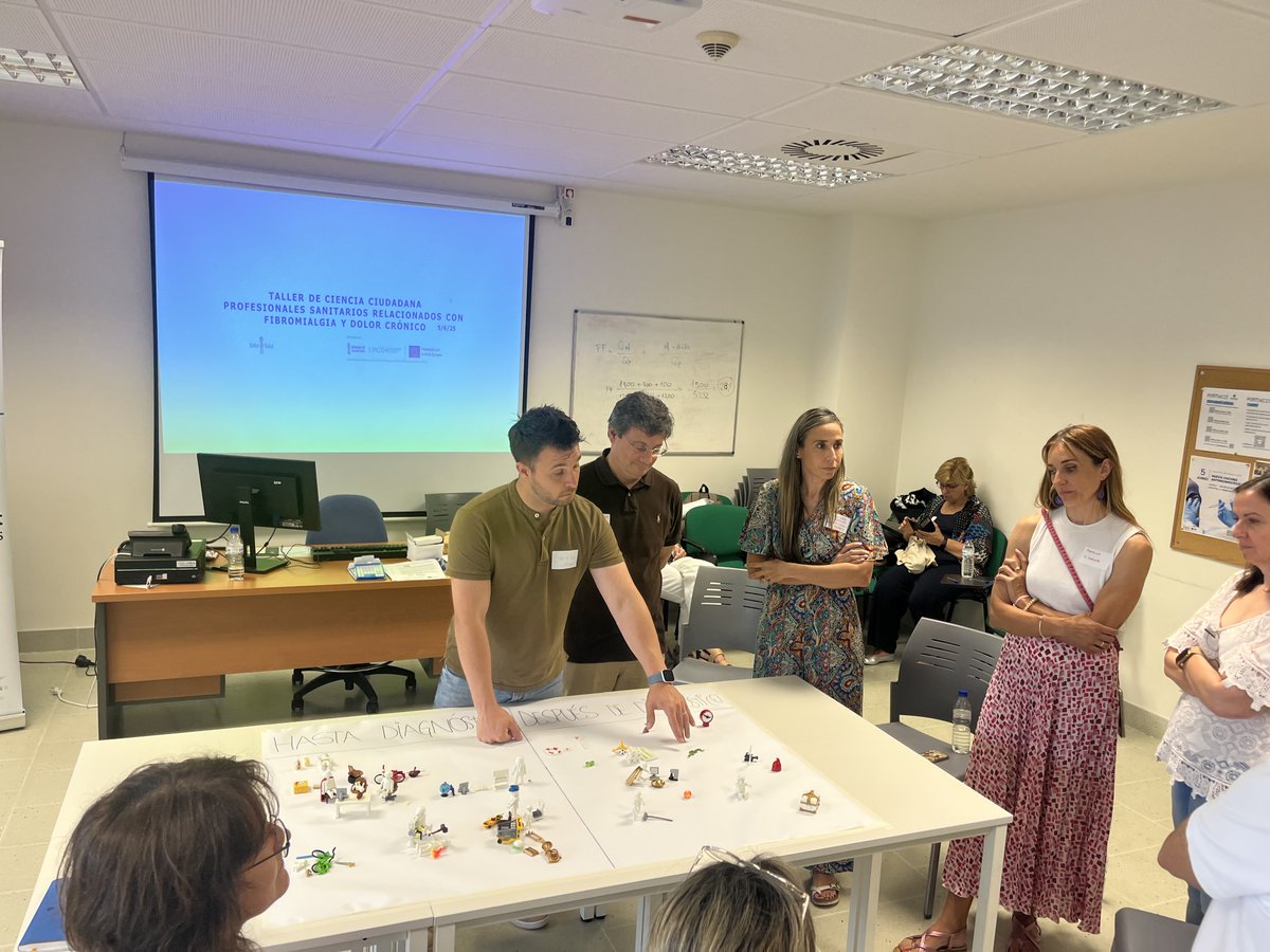 GVAfisabio's tweet photo. 🔬 El programa @SaforSalut avança amb el segon taller del cicle de #CiènciaCiutadana! 🧠

👥 La ciutadania participa activament en projectes d’innovació 

🤝 Amb @GVAivace 
 https://t.co/2WelVIm7tF https://t.co/y8SomV2OJJ