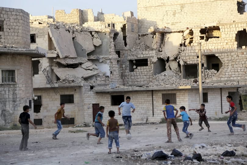 gregcatarino1's tweet image. I hope I live long enough to see the children of Kashmir, Palestine, Afghanistan, Ukraine, Iraq and Syria wake up to the sound of birds not bombs.